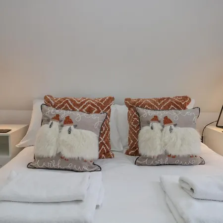 Moorhurst * Grange-over-Sands